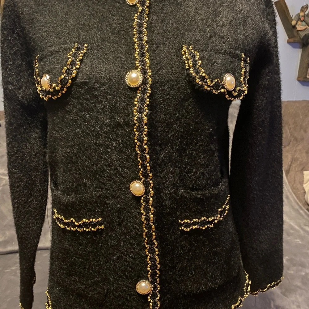 Snowflake brand women’s black cardigan Sz S/M pearl and gold buttons sweater
